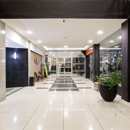 Capital O 769 City Hotel Balikpapan  Esterno foto