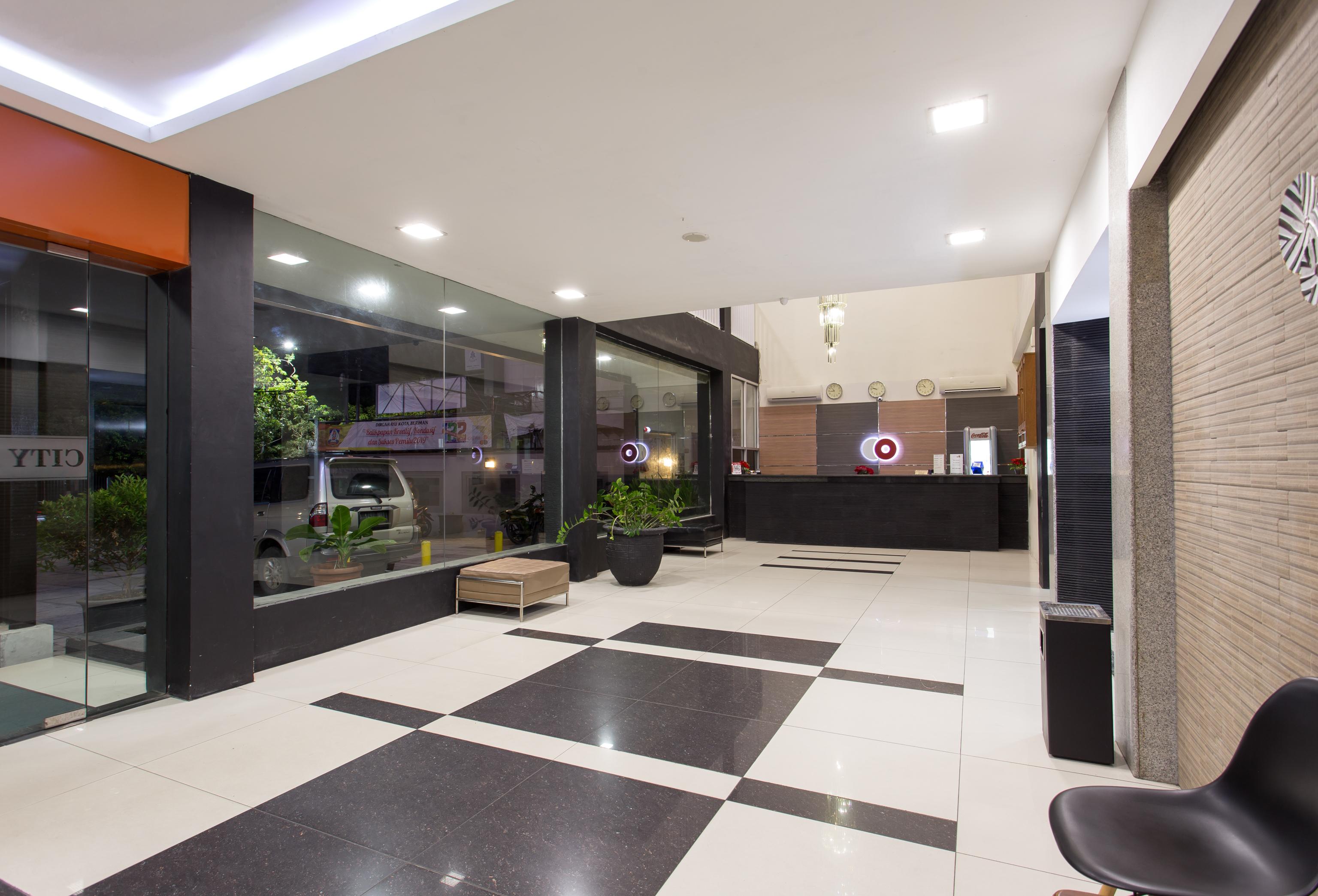 Capital O 769 City Hotel Balikpapan  Esterno foto